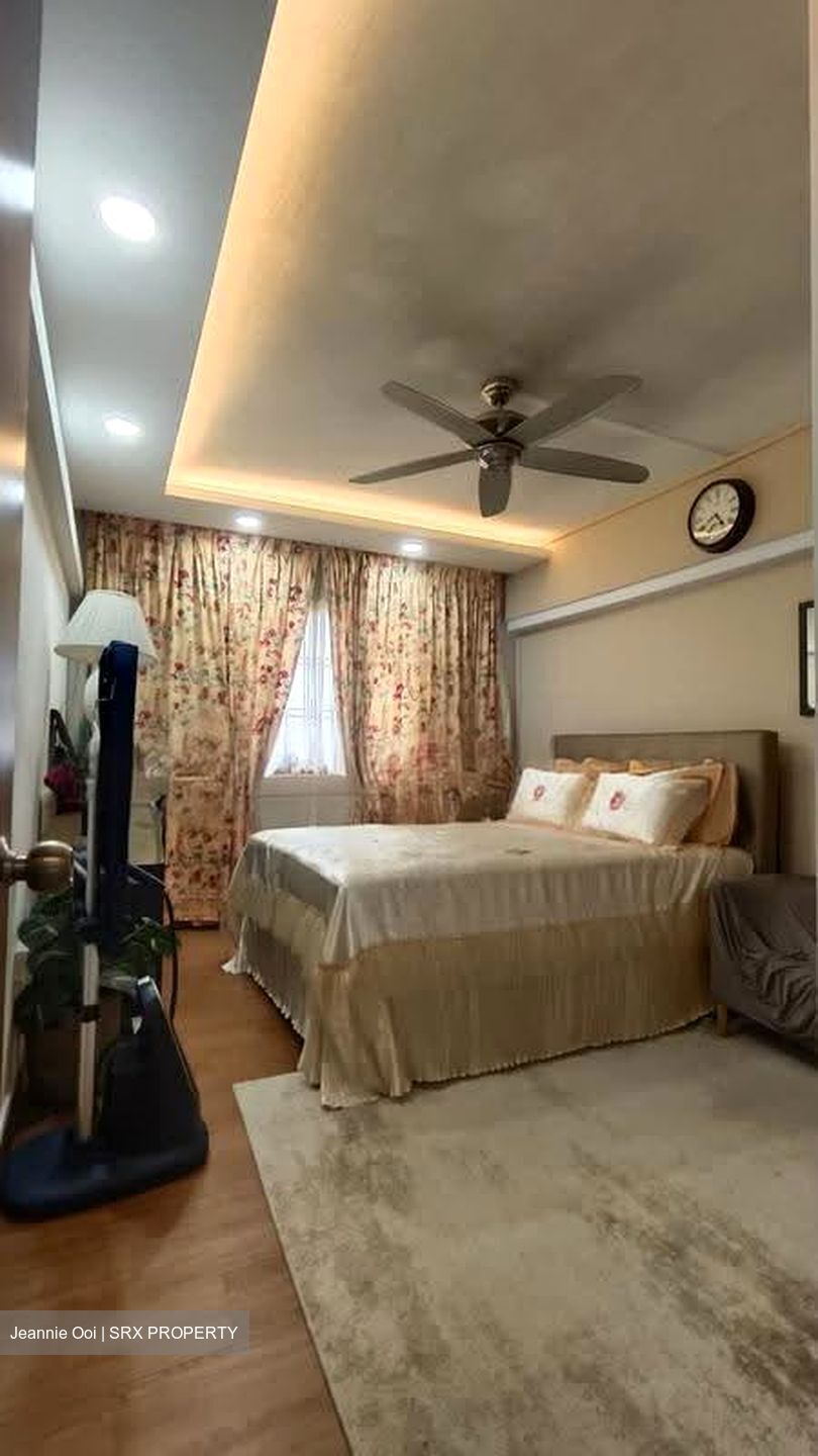 Blk 147 Tampines Avenue 5 (Tampines), HDB Executive #635952671